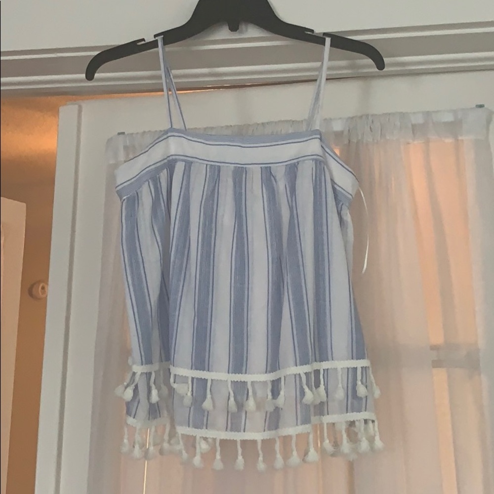 Skies are Blue Top- size Small
